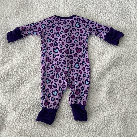 SOLD Little Sleepies Zippy 💜🐆 - Picture 3 of 5